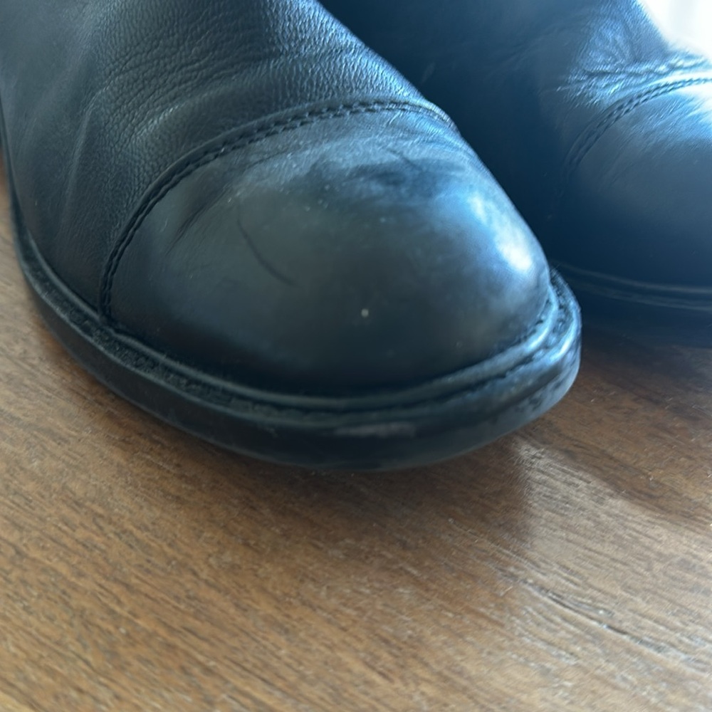 Louis et Cie Valtina Leather boots size 6.5 never worn - Picture 3 of 3